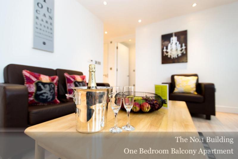 Gunwharf Quays Apartments Portsmouth Eksteriør billede
