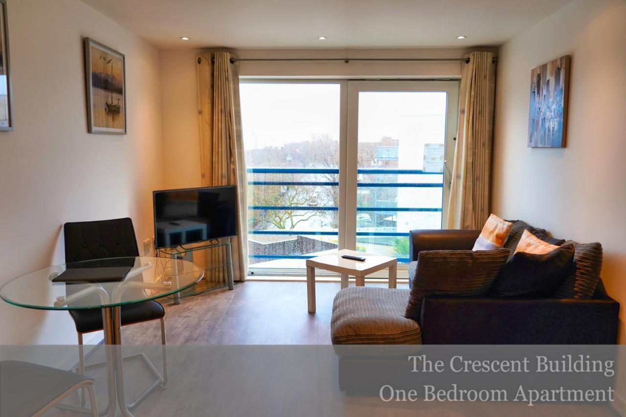 Gunwharf Quays Apartments Portsmouth Eksteriør billede